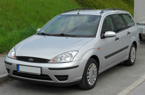 Ford_Focus_Turnier_I_1.8_TDDi_Facelift_front_20100509